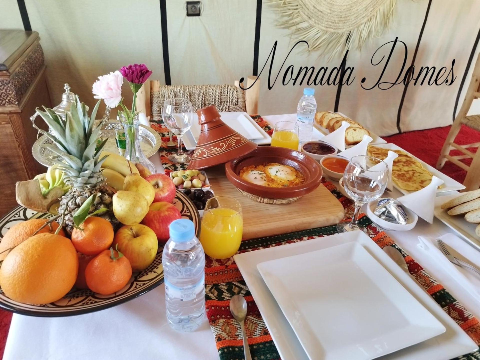 Nomada Domes Camp With Airco Hotel Merzouga Eksteriør billede