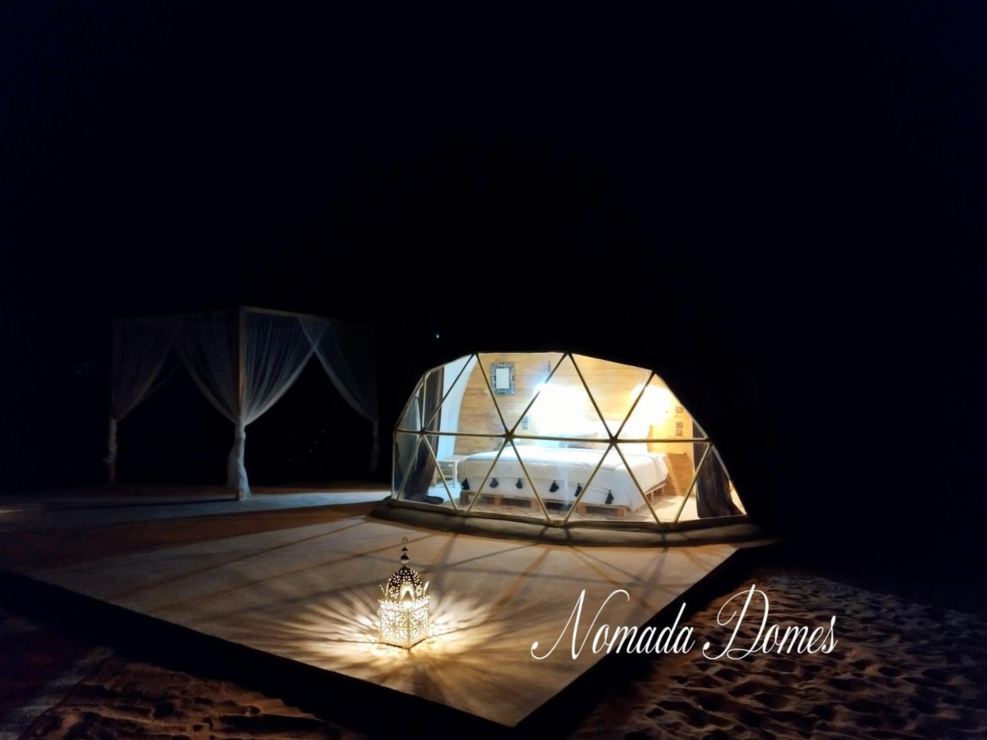 Nomada Domes Camp With Airco Hotel Merzouga Eksteriør billede