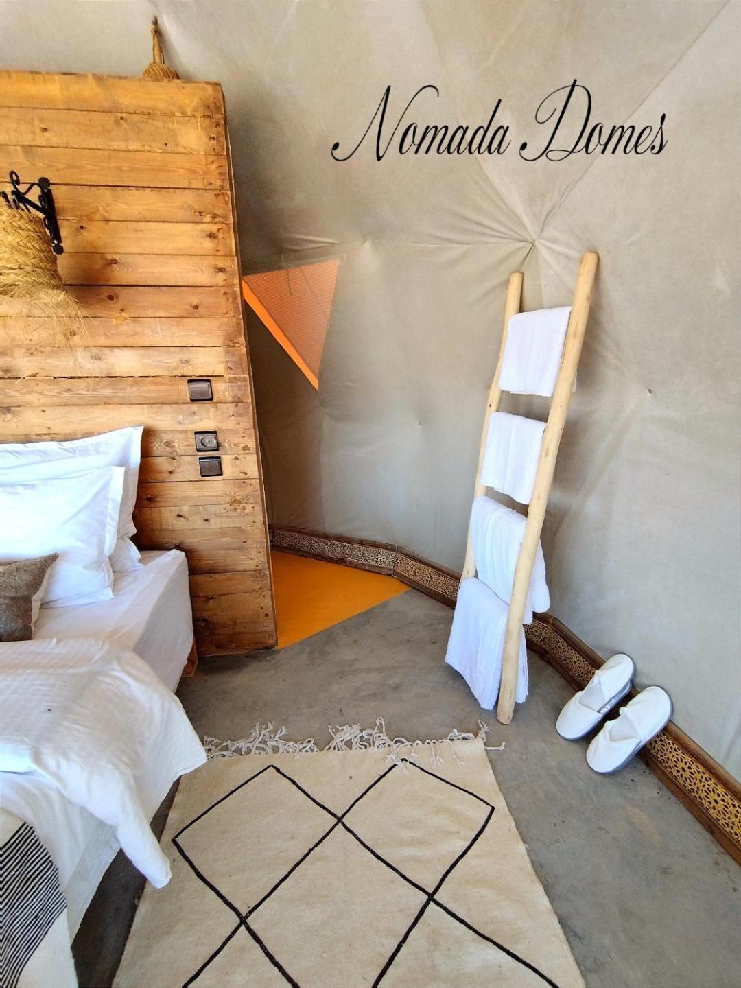 Nomada Domes Camp With Airco Hotel Merzouga Eksteriør billede