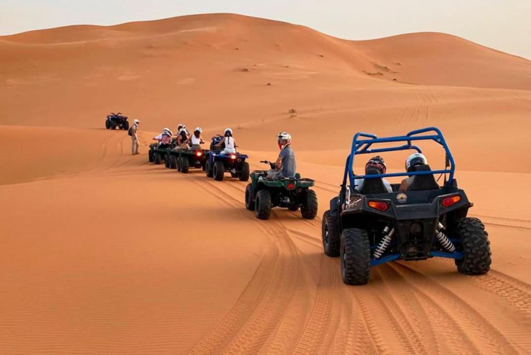 Nomada Domes Camp With Airco Hotel Merzouga Eksteriør billede